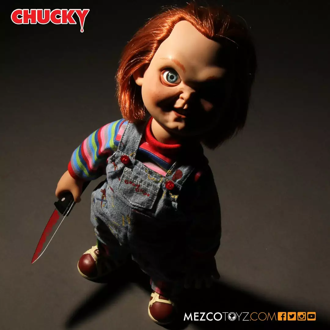 Halloween Mezco Toyz Sneering Chucky 15" Mega Good Guy Action Figure With Sound 4 Halloween Mezco Toyz Sneering Chucky 15" Mega Good Guy Action Figure With Sound