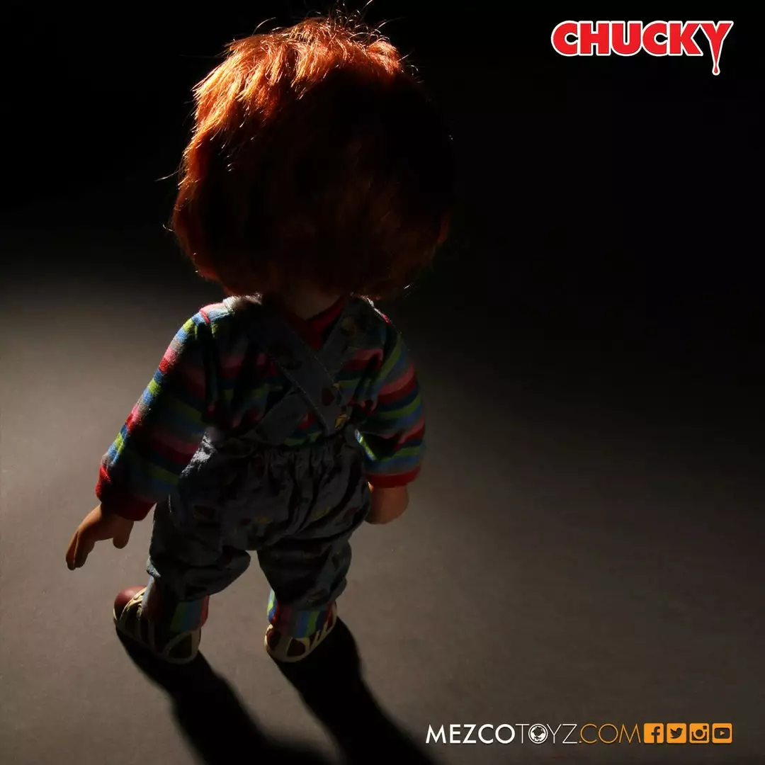 Halloween Mezco Toyz Sneering Chucky 15" Mega Good Guy Action Figure With Sound 6 Halloween Mezco Toyz Sneering Chucky 15" Mega Good Guy Action Figure With Sound