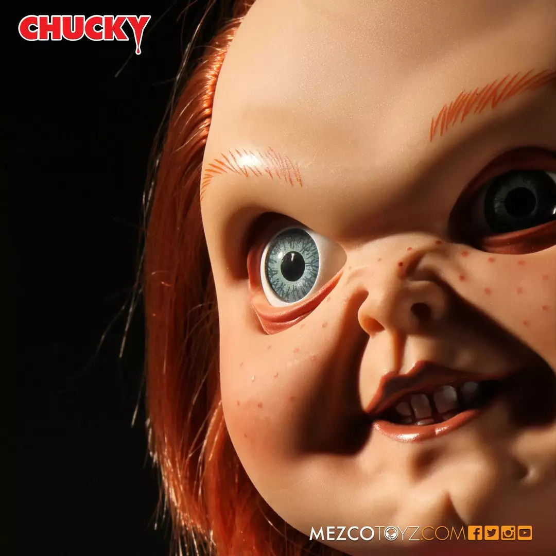 Halloween Mezco Toyz Sneering Chucky 15" Mega Good Guy Action Figure With Sound 9 Halloween Mezco Toyz Sneering Chucky 15" Mega Good Guy Action Figure With Sound