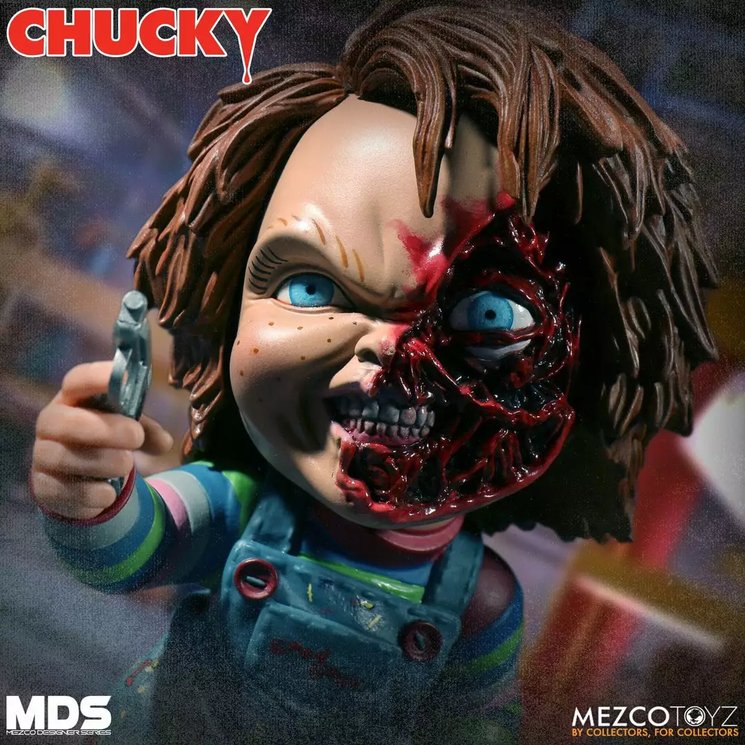 Mezco Chucky Designer Series Deluxe MDS Childs Play Action Figure Halloween 8 Mezco Chucky Designer Series Deluxe MDS Childs Play Action Figure Halloween