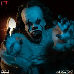 Mezco Pennywise IT 2017 Figure One:12 Collective