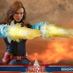 Hot Toys Limited Hot Toys Captain Marvel Deluxe Version Sixth Scale Figure