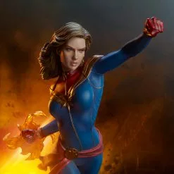 Sideshow Collectibles Captain Marvel Statue