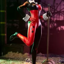 Sideshow Collectibles Harley Quinn Sixth Scale Figure