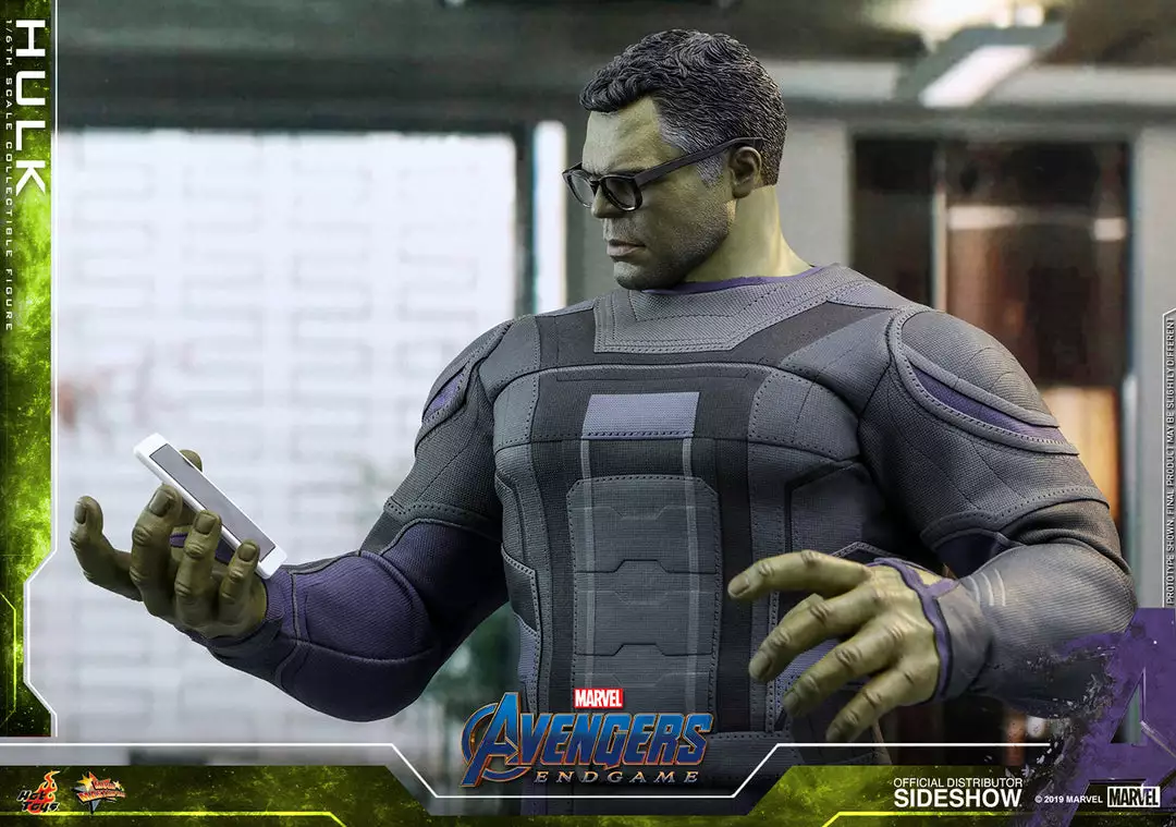Hot Toys Hulk Avengers: Endgame Sixth Scale Figure Hot Toys Limited 12 Hot Toys Hulk Avengers: Endgame Sixth Scale Figure Hot Toys Limited