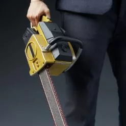 Sideshow Collectibles Halloween Texas Chainsaw Massacre 1974 Pretty Woman Leatherface Sixth Scale Figure