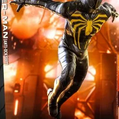 Hot Toys Spider-Man (Anti-Ock Suit) DELUXE Sixth Scale Figure Hot Toys Limited 21 Hot Toys Spider-Man (Anti-Ock Suit) DELUXE Sixth Scale Figure Hot Toys Limited