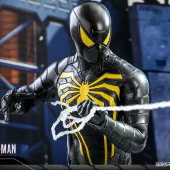 Hot Toys Spider-Man (Anti-Ock Suit) Sixth Scale Figure 16 Hot Toys Spider-Man (Anti-Ock Suit) Sixth Scale Figure