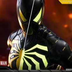 Hot Toys Spider-Man (Anti-Ock Suit) Sixth Scale Figure 21 Hot Toys Spider-Man (Anti-Ock Suit) Sixth Scale Figure